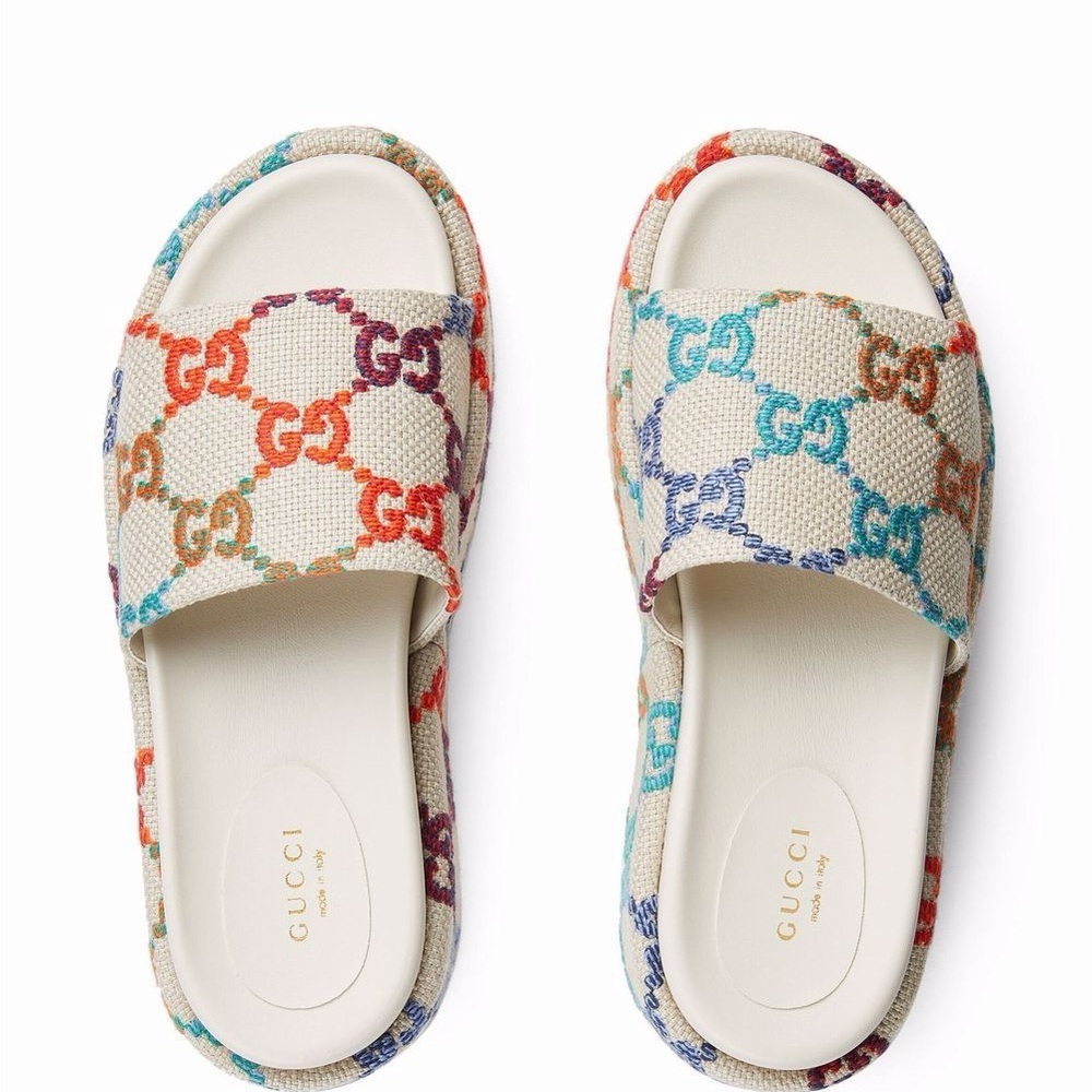 Gucci Beige and Multicolor GG Slide Sandals
